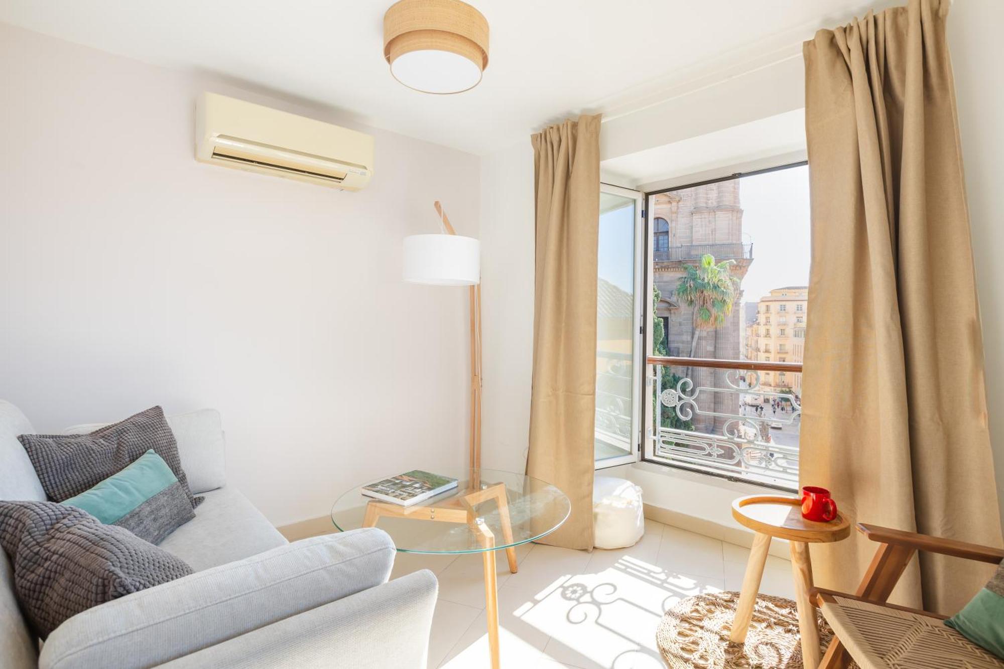 Balcon De La Catedral Apartment Malaga Exterior photo