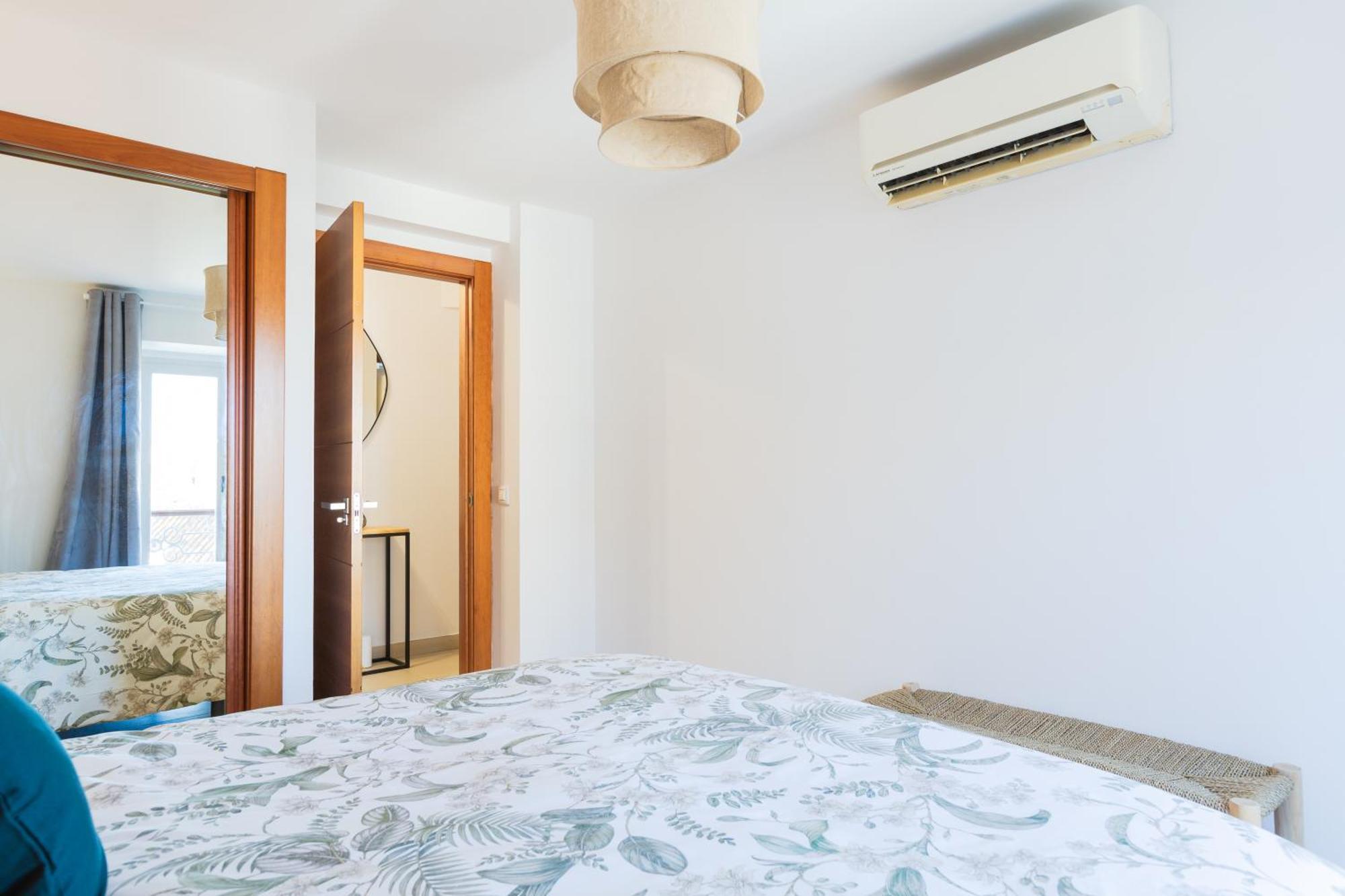 Balcon De La Catedral Apartment Malaga Exterior photo